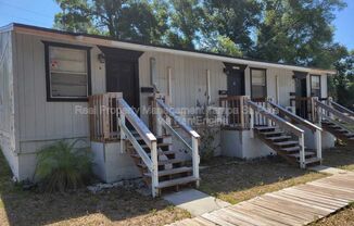402 W AMELIA AVE
