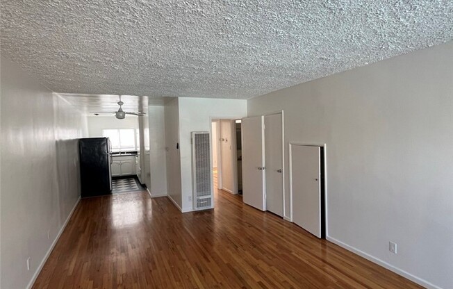 1 bed, 1 bath, 633 sqft, $3,100