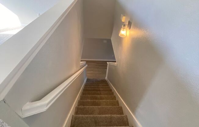 1220 CRABTREE CT