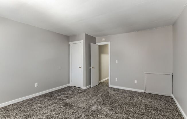 2 beds, 1 bath, $1,300, Unit 1778