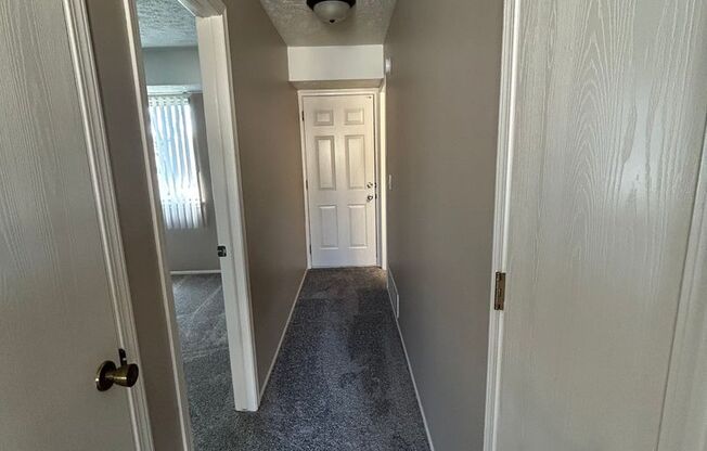 1 bed, 1 bath, 673 sqft, $1,009, Unit 2881B