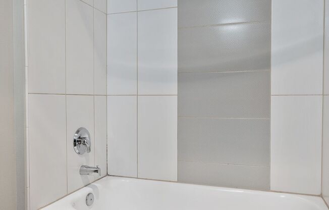 1 bed, 1 bath, 685 sqft, $2,695, Unit 416