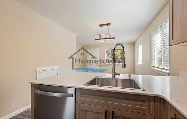 Beautiful Custom Craftsman Home in Coeur d'Alene with 2 Bedrooms and 1.5 Bathrooms!
