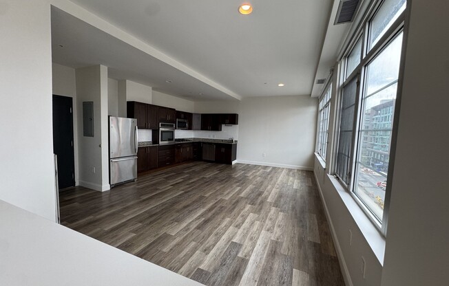 1 bed, 1 bath, 937 sqft, $3,500, Unit 502