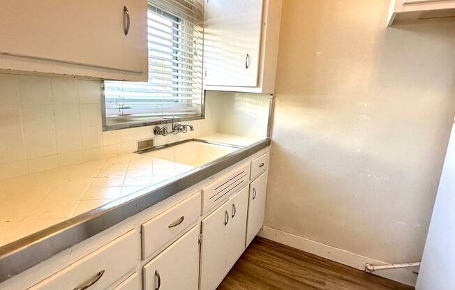 1 bed, 1 bath, 600 sqft, $1,895, Unit 4