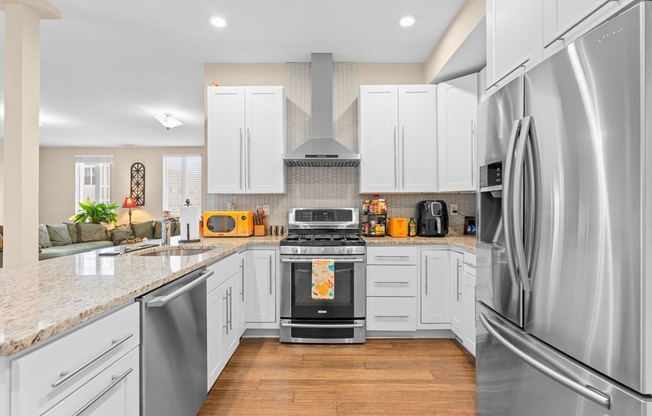 380 W Broadway # 4001