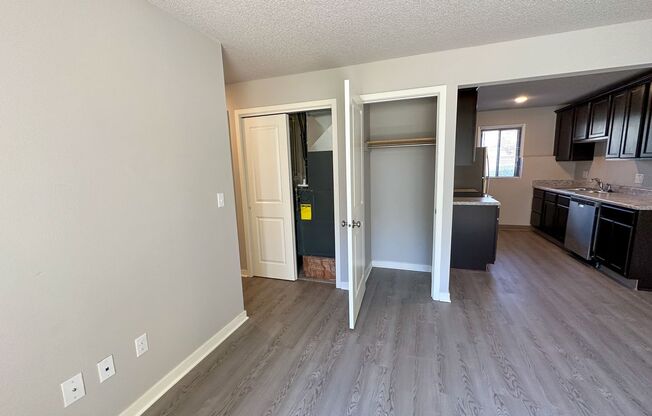 3 beds, 1 bath, 850 sqft, $1,050