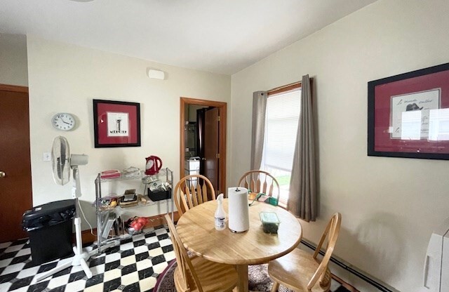 3 beds, 1 bath, 1,020 sqft, $3,100, Unit 2