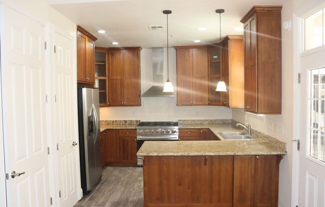Downtown Victorian with new appliances