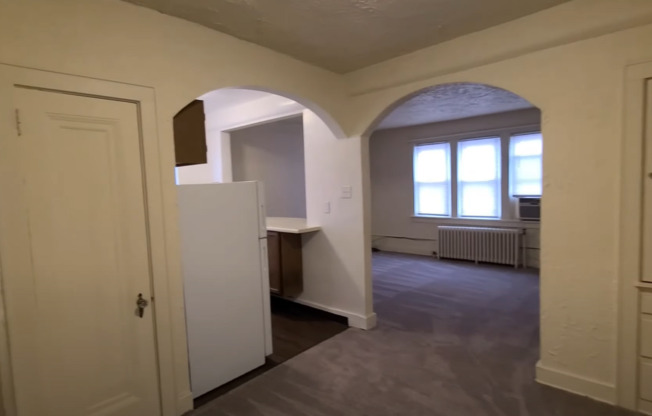 Academy Tower Associates