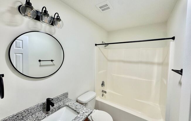 2 beds, 2 baths, $1,395, Unit 321-302