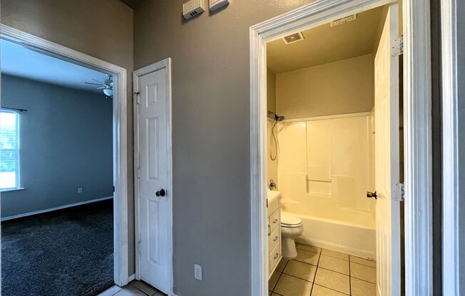 2 beds, 1.5 baths, $949