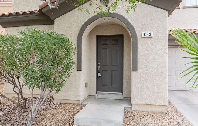 SOUTHWEST - 3 BEDROOM, 2.5 BATH HOME IN HUNTINGTON
