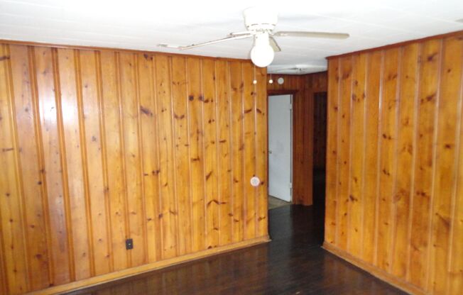 320 Old Shaw Rd.