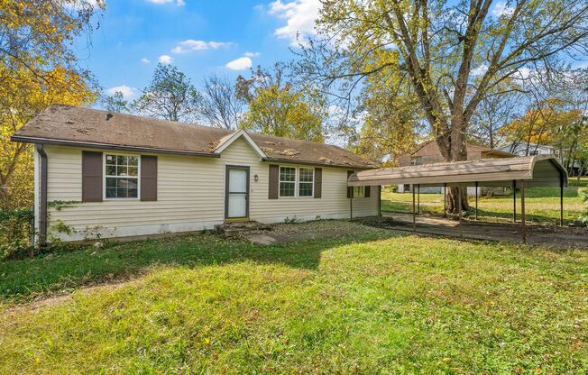 3 Bedroom Pet Friendly Home For Rent!