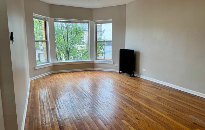 Bright & Spacious Logan Square 1 Bed
