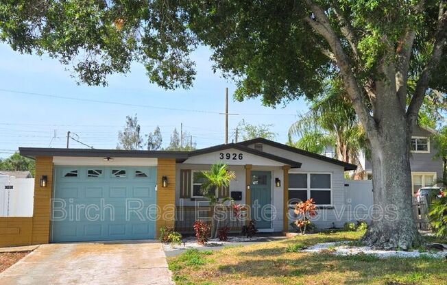 3926 10 AVE N