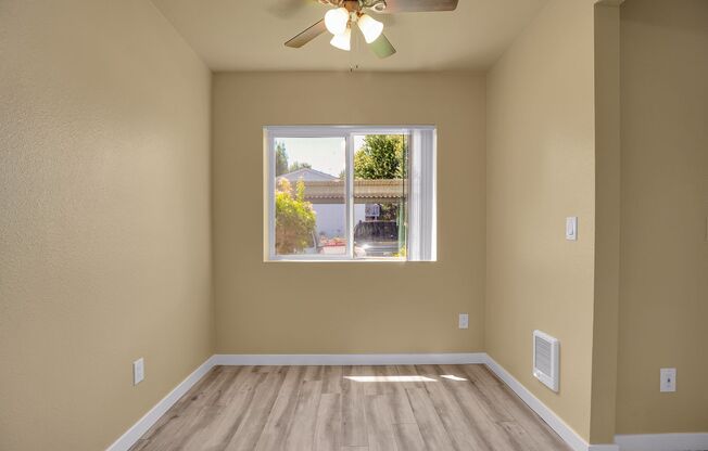 2 beds, 1 bath, 890 sqft, $1,499, Unit 196-200248