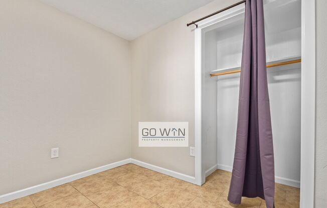 2 beds, 1 bath, 700 sqft, $1,250, Unit 3