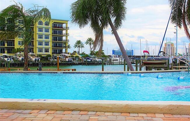 255 DOLPHIN PT