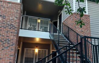 10000 Gate Parkway #123