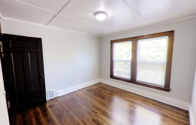 2 beds, 1 bath, 800 sqft, $1,295, Unit 289-B Pearl