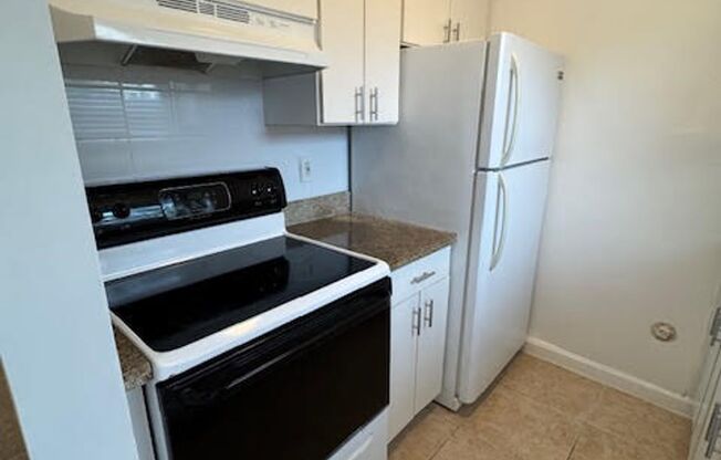 100 SW 10th St Ft. Lauderdale, FL 33315