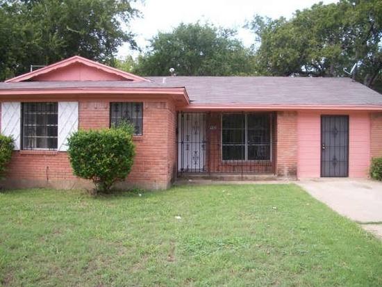 7927 WOODSHIRE DR