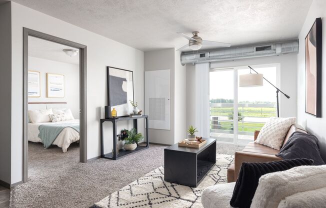 1 bed, 1 bath, 707 sqft, $965, Unit 104