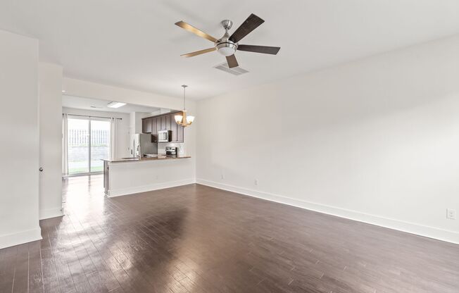 2 Bedroom Townhome in Brightwalk!