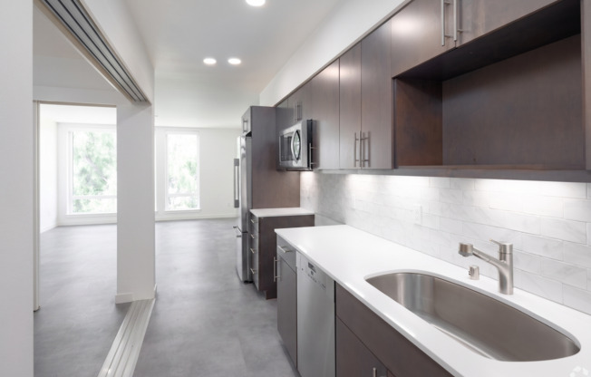 1 bed, 1 bath, 493 sqft, $1,934, Unit 204