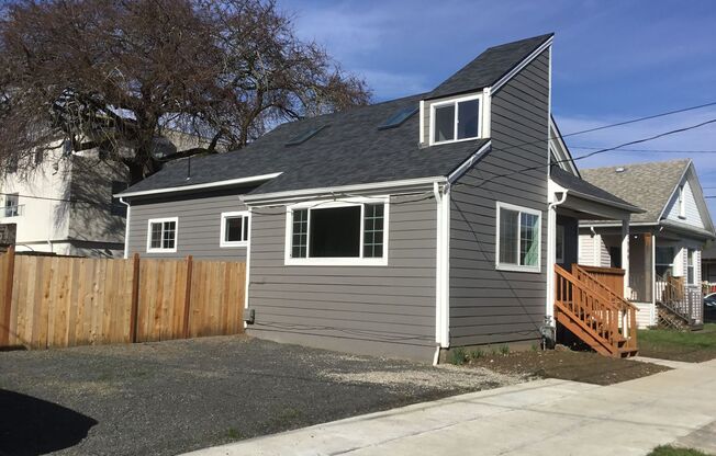BOISE CONTEMPORARY BUNGALOW