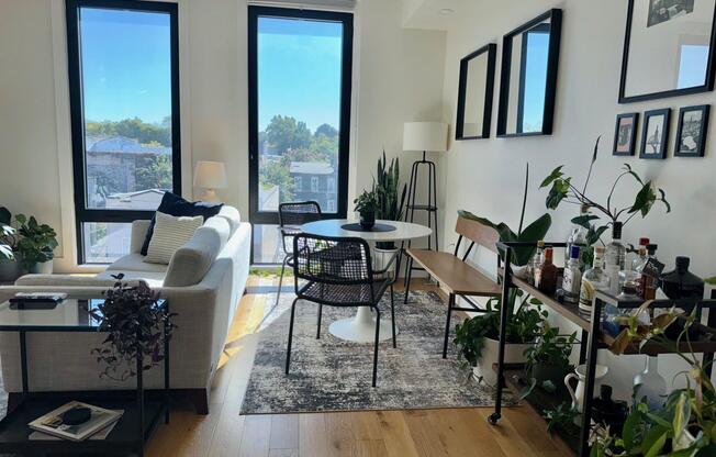 1 bed, 1 bath, 650 sqft, $3,000, Unit 4A