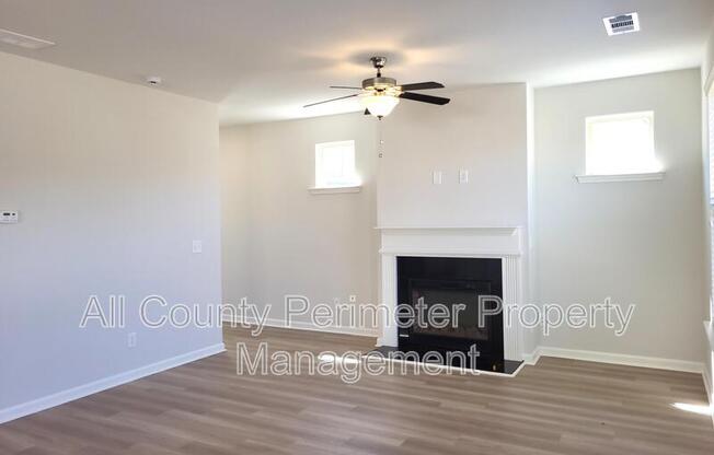 4015 GDN LN