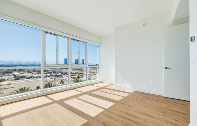 2 beds, 2 baths, $2,850