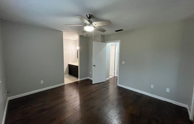 3 beds, 2 baths, $2,295