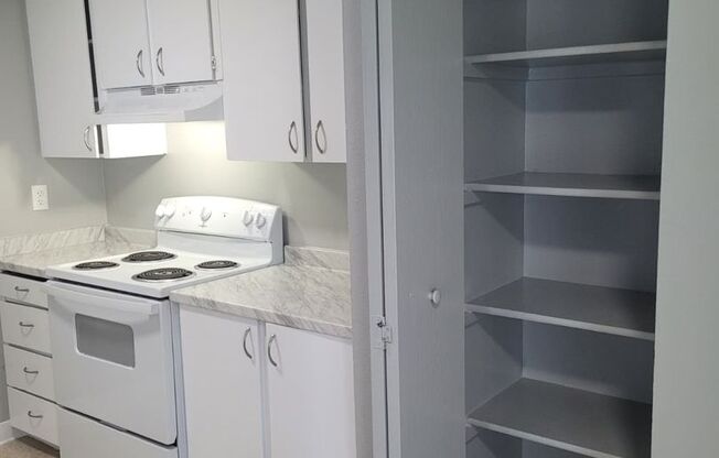 2 beds, 1 bath, 867 sqft, $1,255, Unit 601 K102