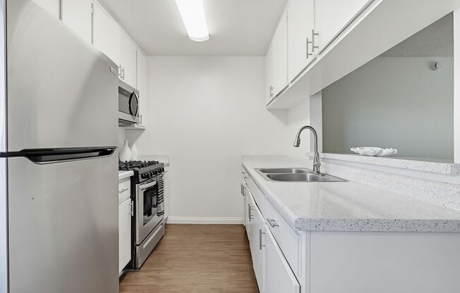 1 bed, 1 bath, 613 sqft, $1,999, Unit 09-D