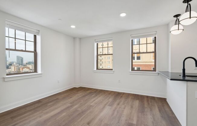 1 bed, 1 bath, 764 sqft, $3,335, Unit 902