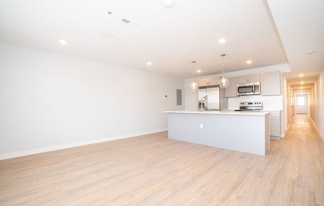 Modern Luxury Apartments In the Heart of University City