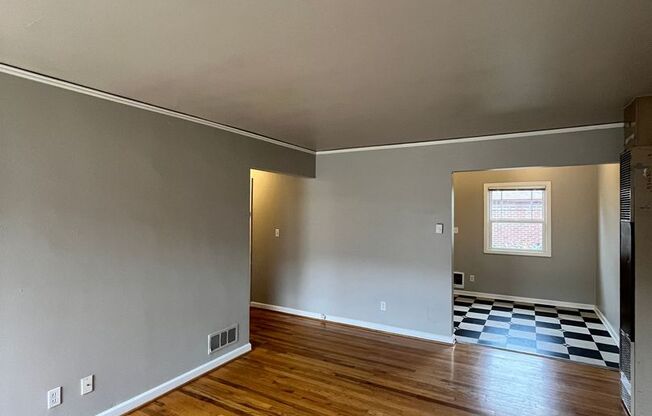 Alameda Court by Star Metro