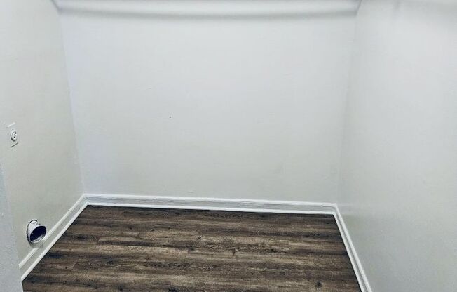 1 bed, 1 bath, 576 sqft, $750, Unit 3631-A