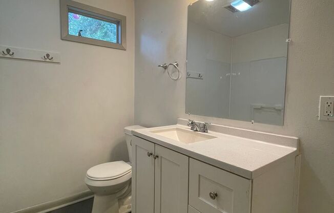 3 beds, 1 bath, $1,050