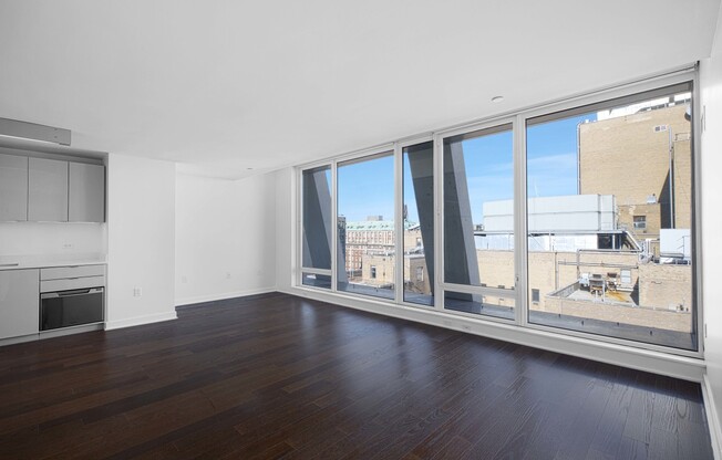 1 bed, 1 bath, $5,720, Unit 1604