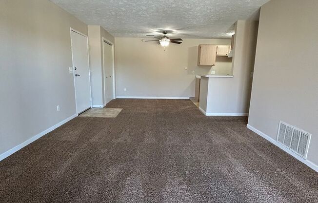 Quail Run Apts. (750 N. 18th Ave.)