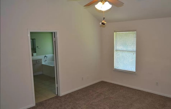 4 beds, 2 baths, $2,625