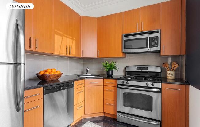 20 BUTLER PL