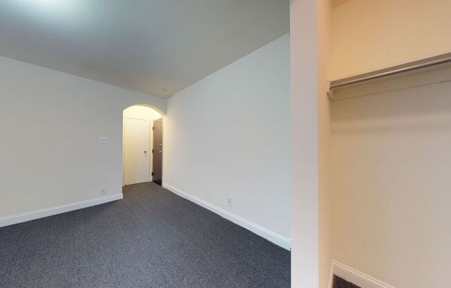 Studio, 1 bath, 295 sqft, $920, Unit A307