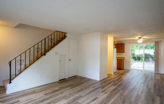 2 beds, 1.5 baths, $1,595, Unit 29