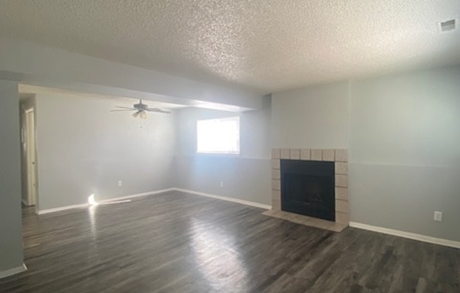 FIRST MONTH FREE! 1825 Zebulon- 2bed 1bath